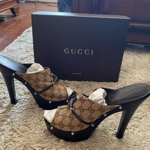 Gucci Brown Canvas Wood Heels Sandals Mules/Sides